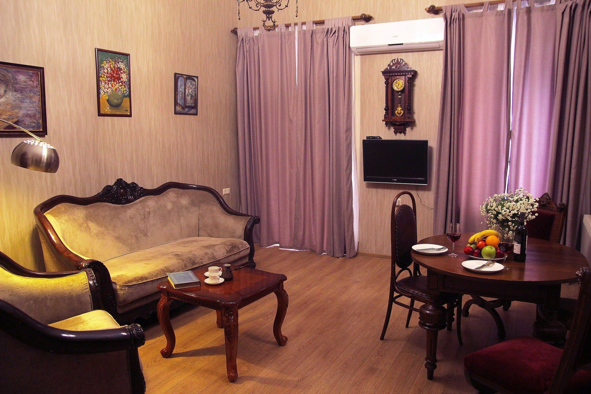 Old Tbilisi Mountain View Apartment Bagian luar foto